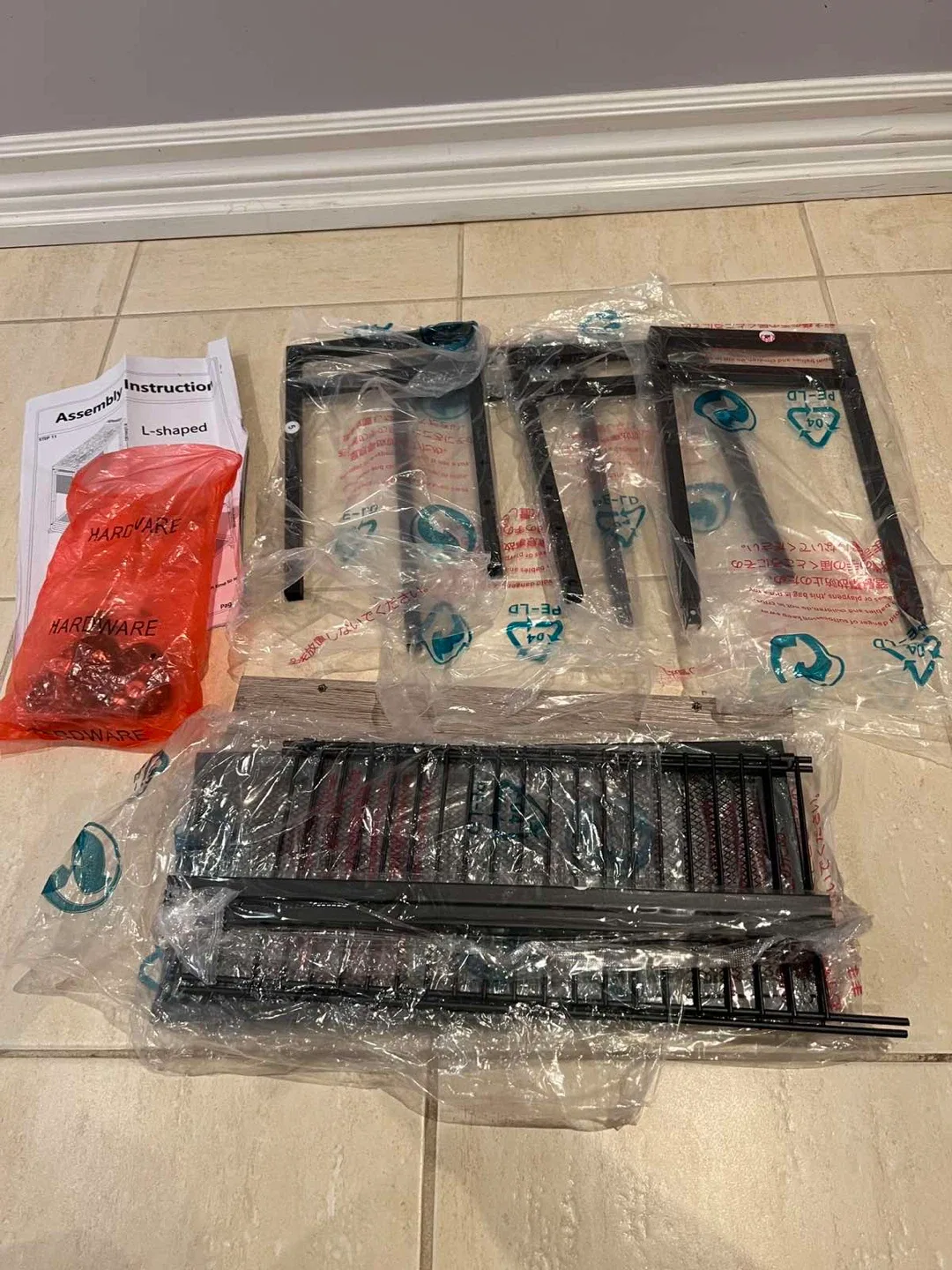 Black Metal & Wood Shelf image indicator(10)