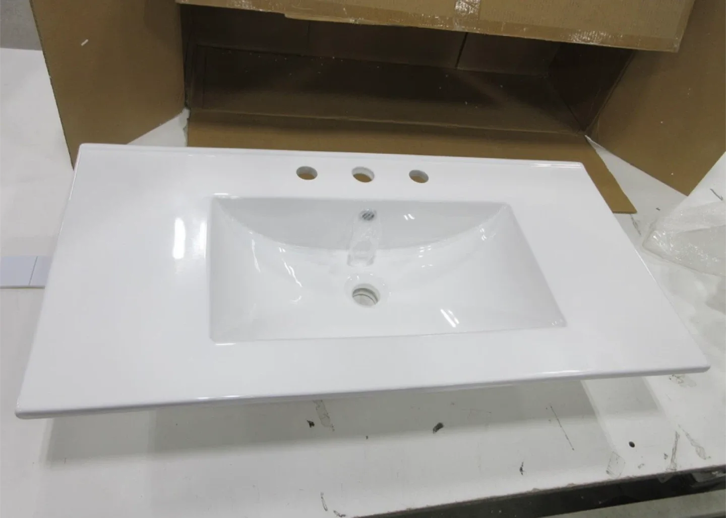 Modway Cayman White Ceramic 36" Sink Top - New in Box image indicator(4)