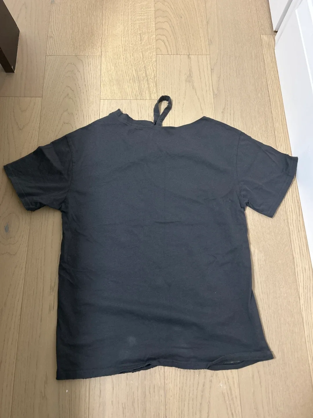 dark grey y2k off shoulder shirt image indicator(4)