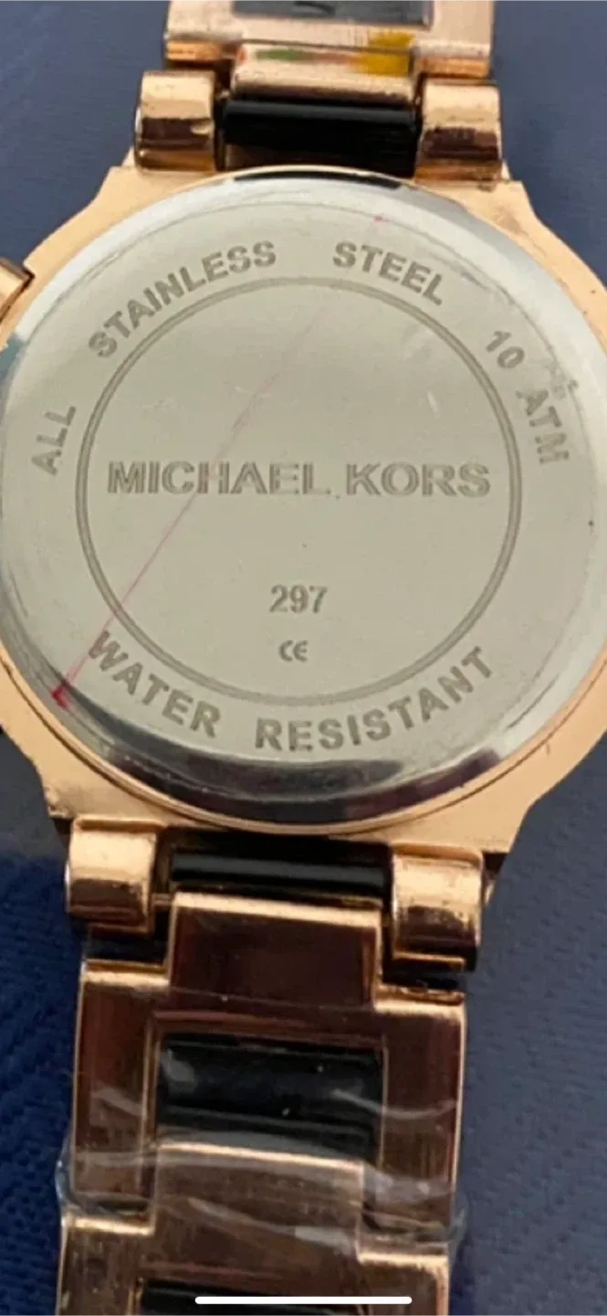 Michael Kors Ladies Watch - Rose Gold & Black image indicator(6)