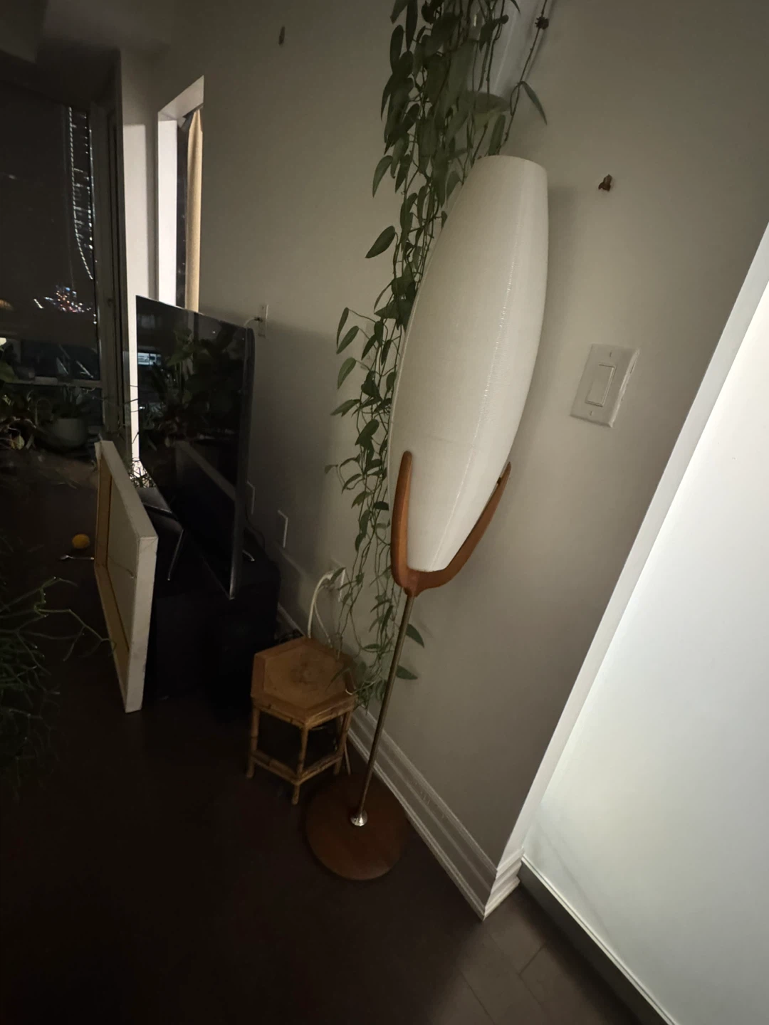 Mid-Century Modern Style Floor Lamp