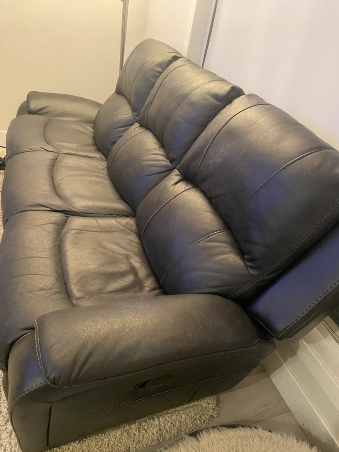 Black Leather Reclining Sofa image indicator(2)