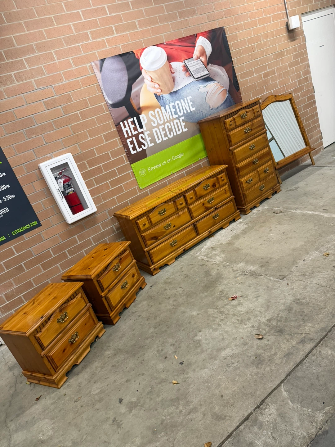 Wooden Dresser Set with Mirror