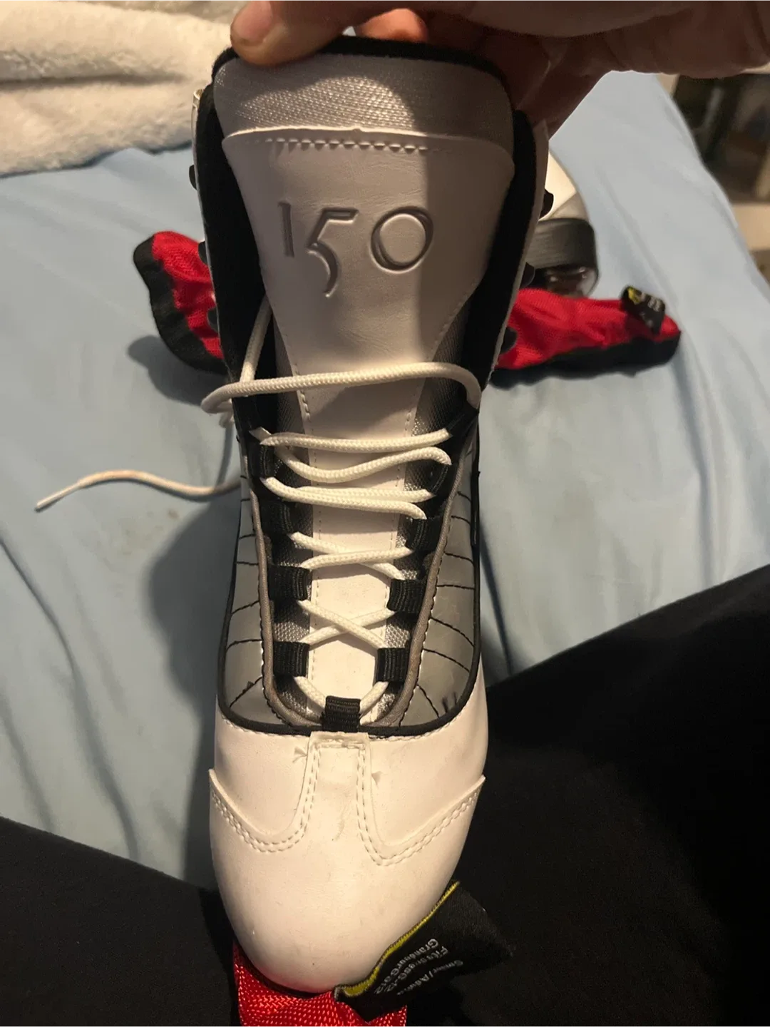 CCM SP 150 White Figure Skates image indicator(3)