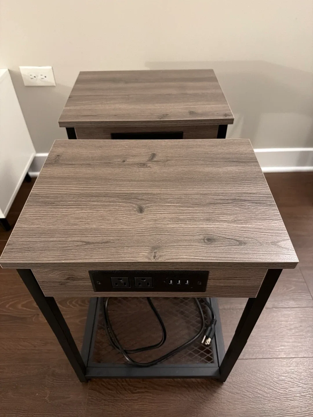 Set of 2 End Tables with Charging Station image indicator(3)