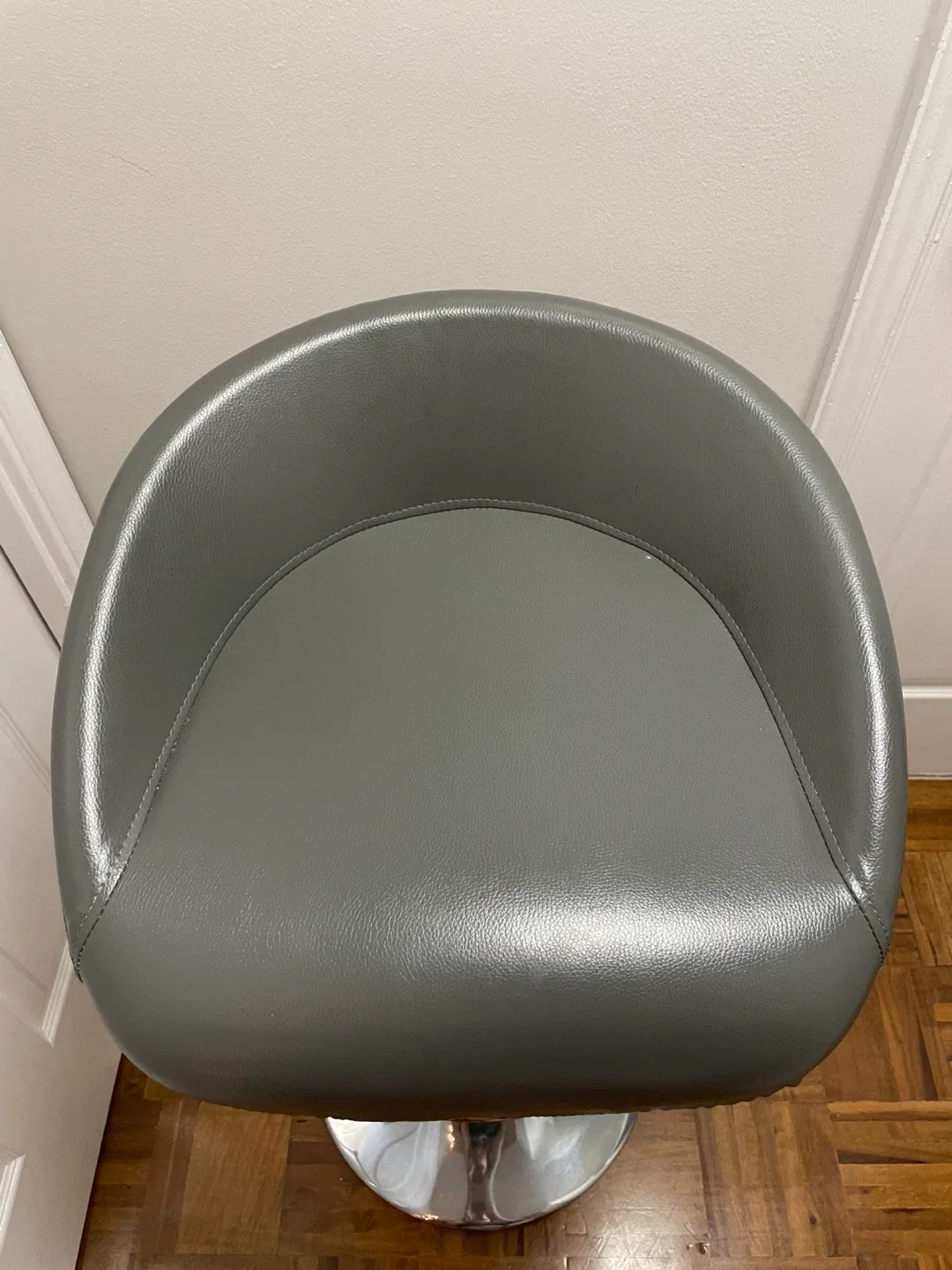 Grey Adjustable Height Bar Stool image indicator(3)