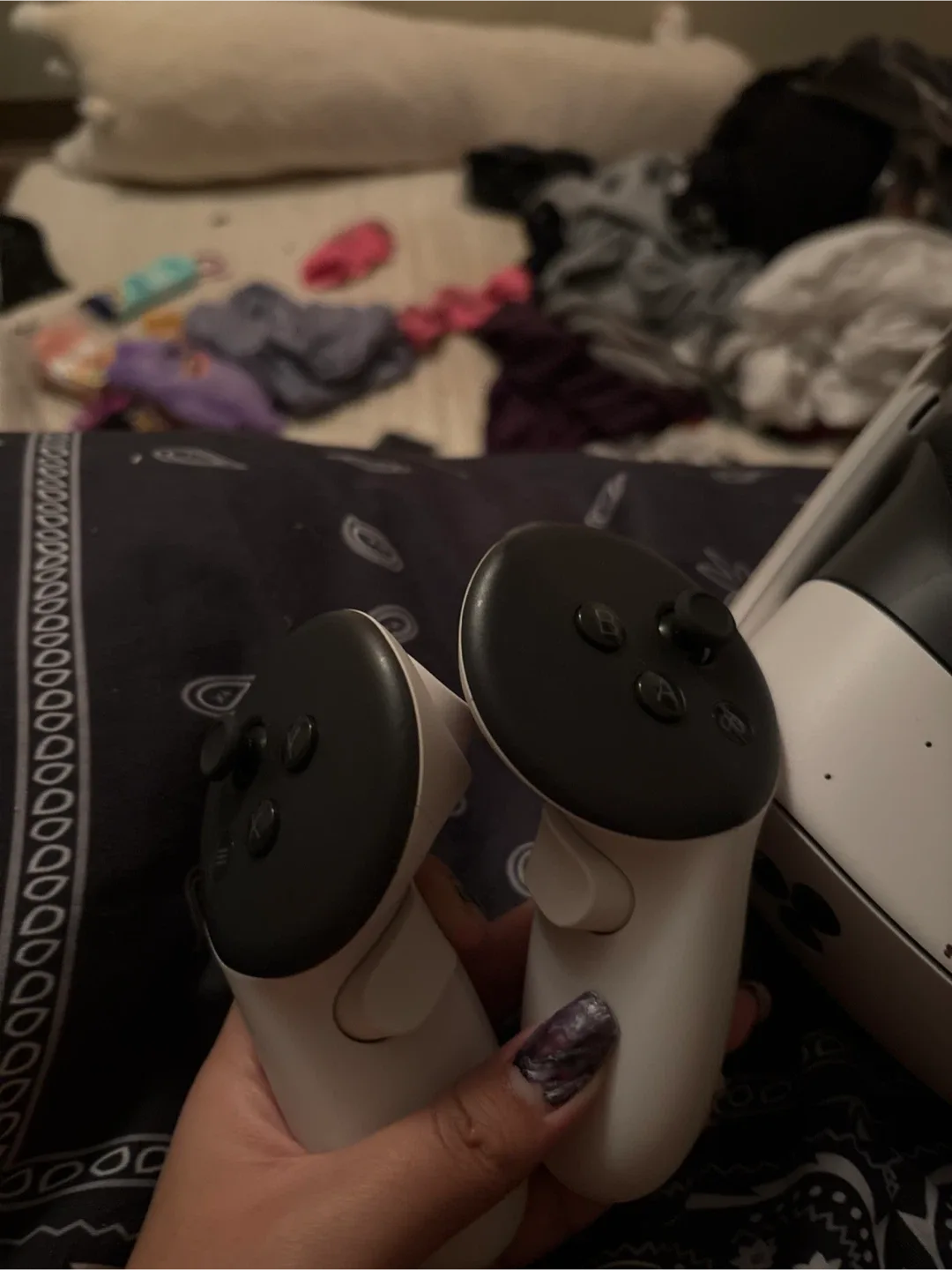 Meta Quest 3S 255GB image indicator(7)