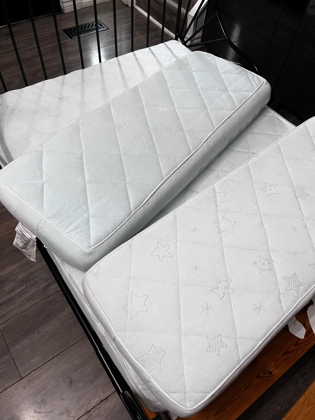 IKEA Minnen Extendable Bed Frame - Black image indicator(6)