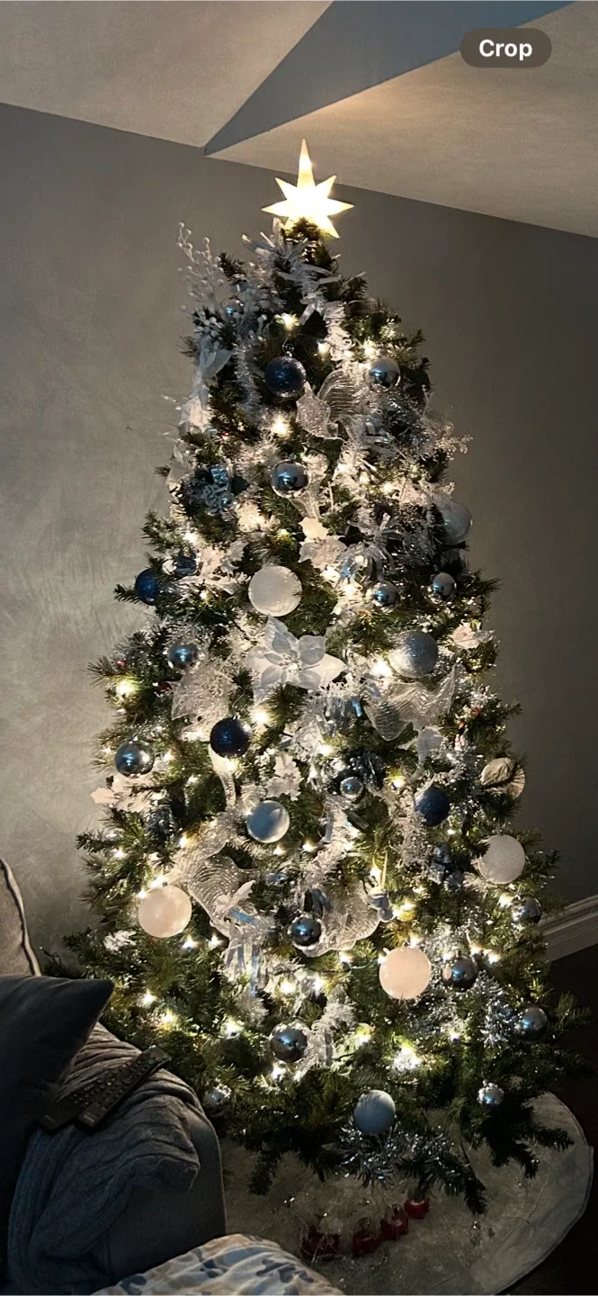 Christmas Tree 7.5ft image indicator(3)