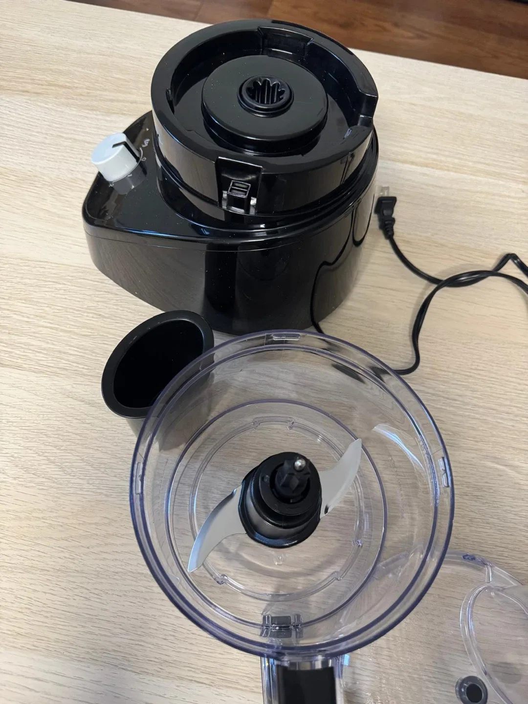 Black+Decker 8-Cup Food Processor - Dishwasher Safe image indicator(8)