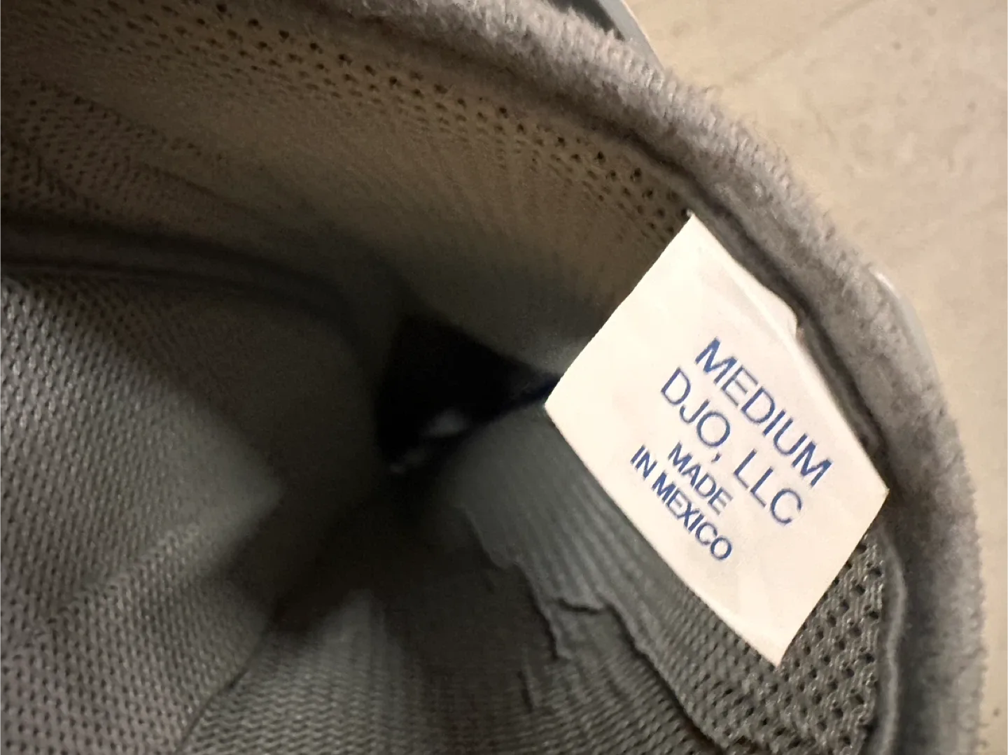 Aircast Walker Boot - Medium image indicator(2)