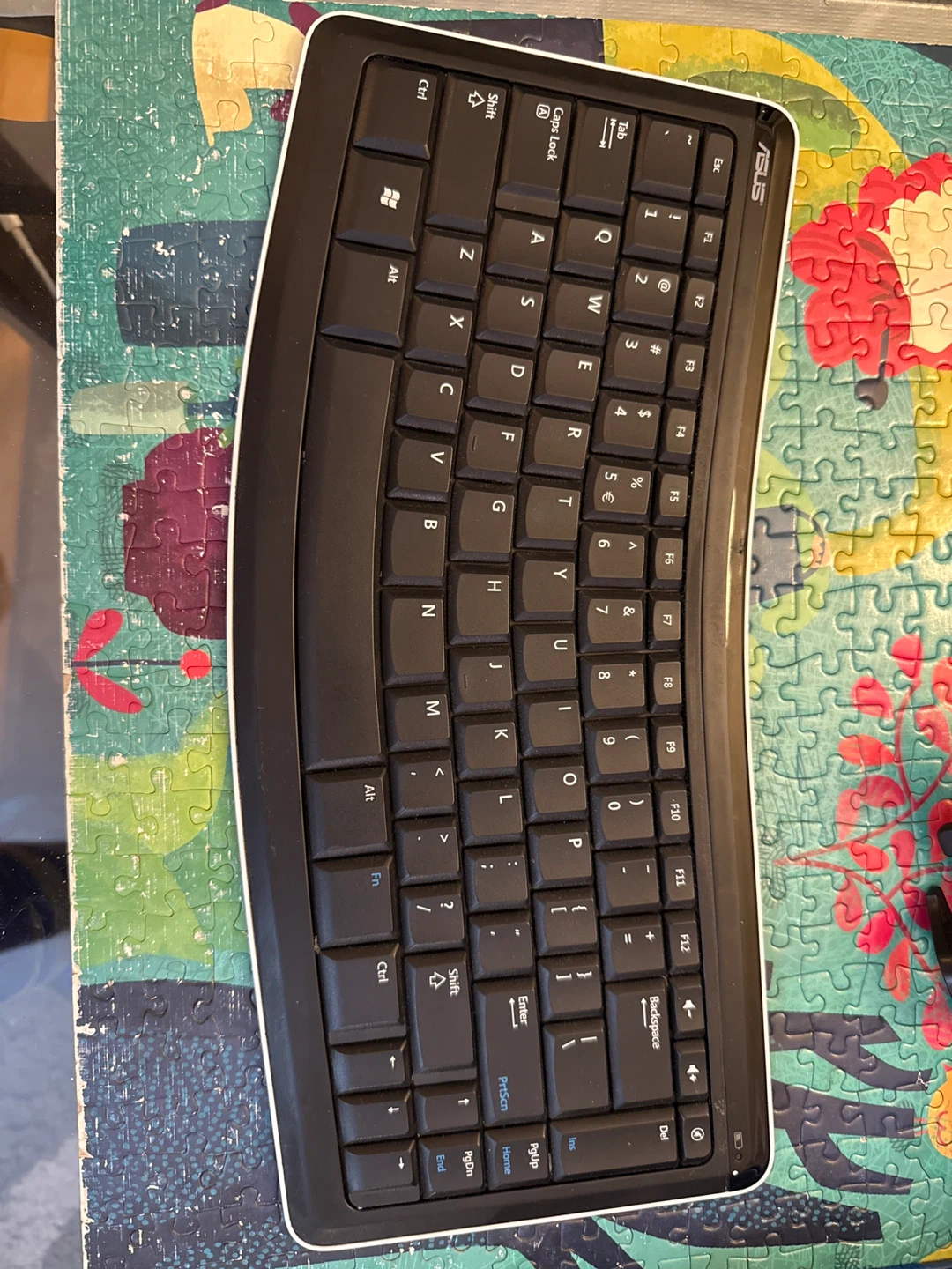 Microsoft Bluetooth Mobile Keyboard 6000 by ASUS