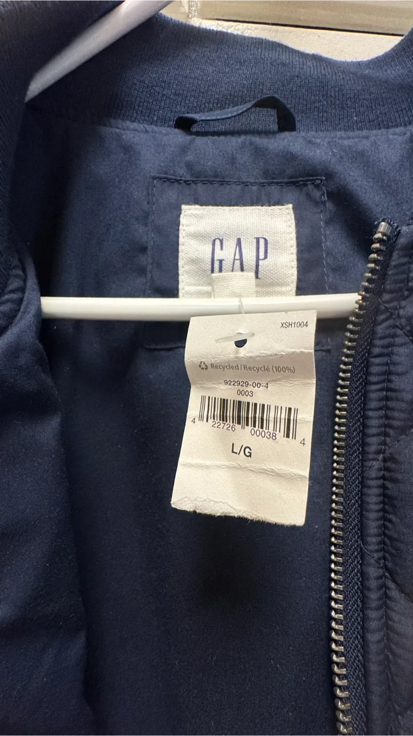 GAP Quilted Bomber Jacket - Size L image indicator(2)