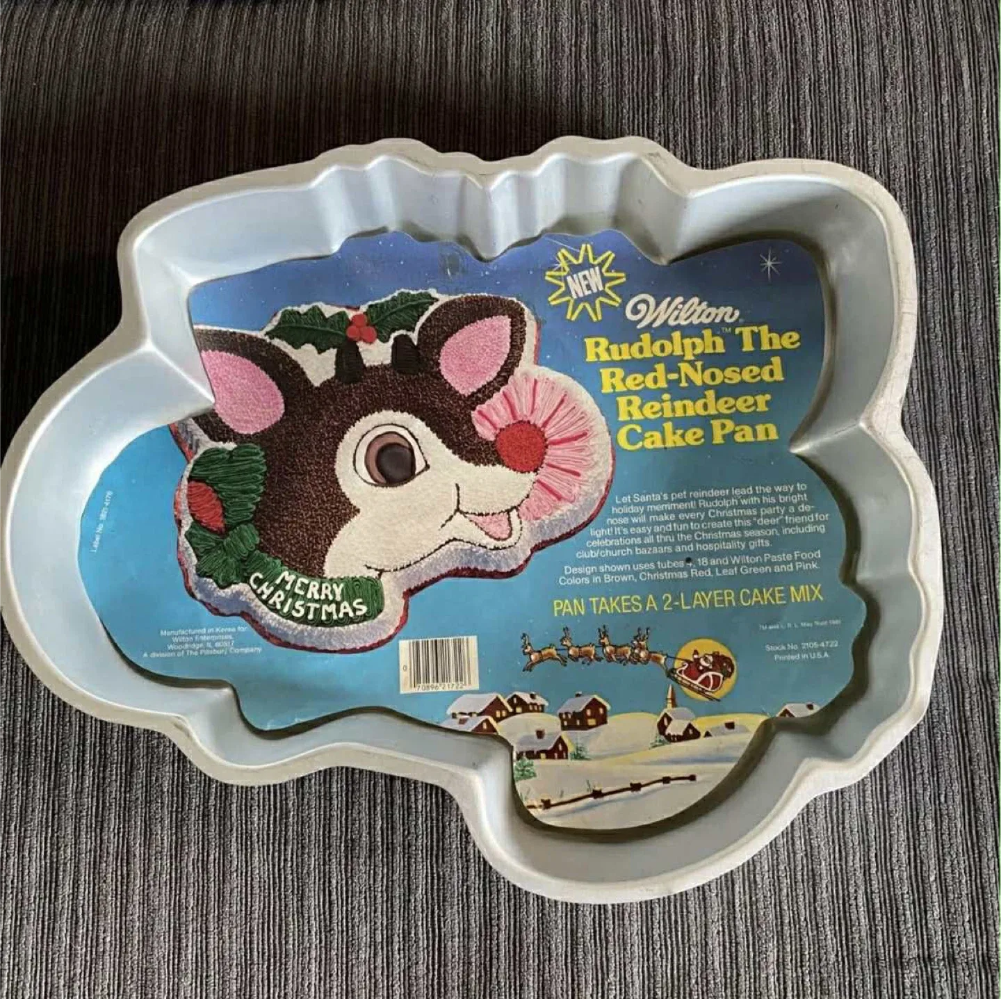 Vintage Wilton Rudolph the red nose reindeer cake pan, new