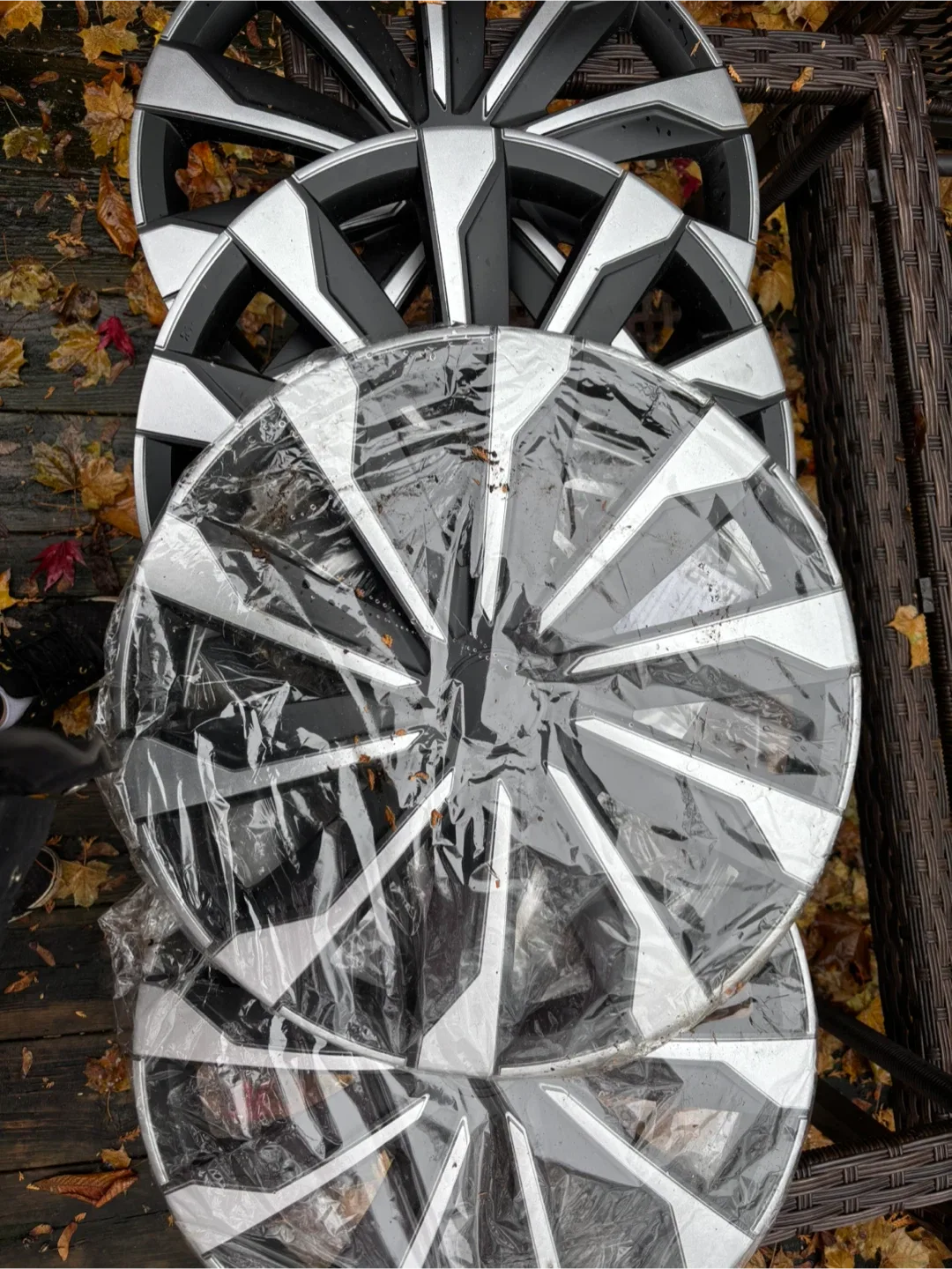 DriveStyle Typhoon 17-in Wheel Covers (4-pk)