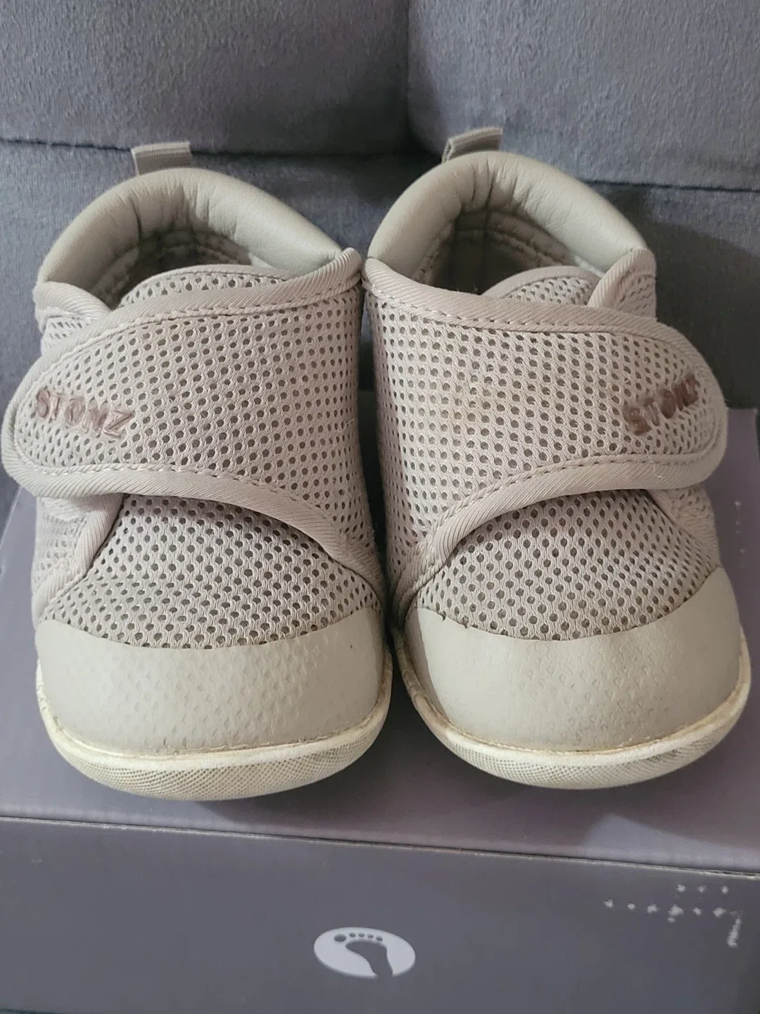 Stonz Grey Toddler Shoes, Size 18-24M