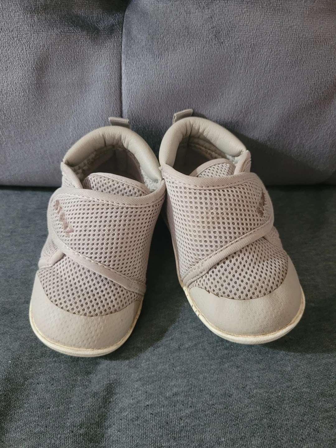 Stonz Grey Toddler Shoes, Size 18-24M - photo 3