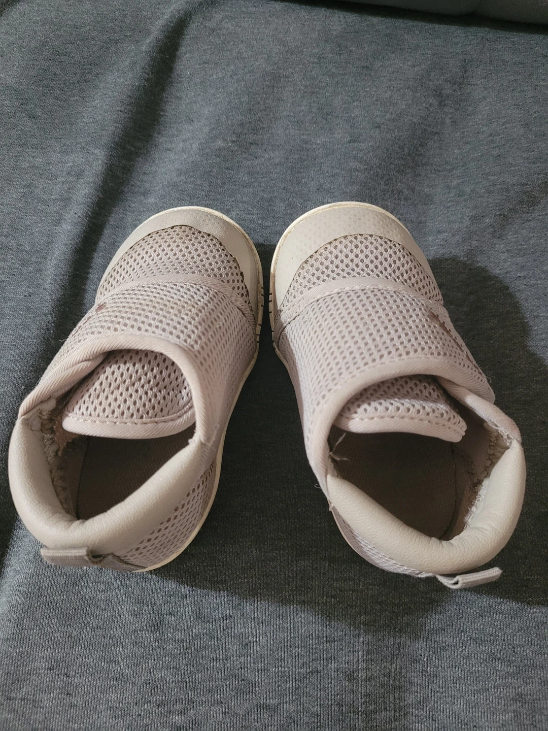 Stonz Grey Toddler Shoes, Size 18-24M - photo 5