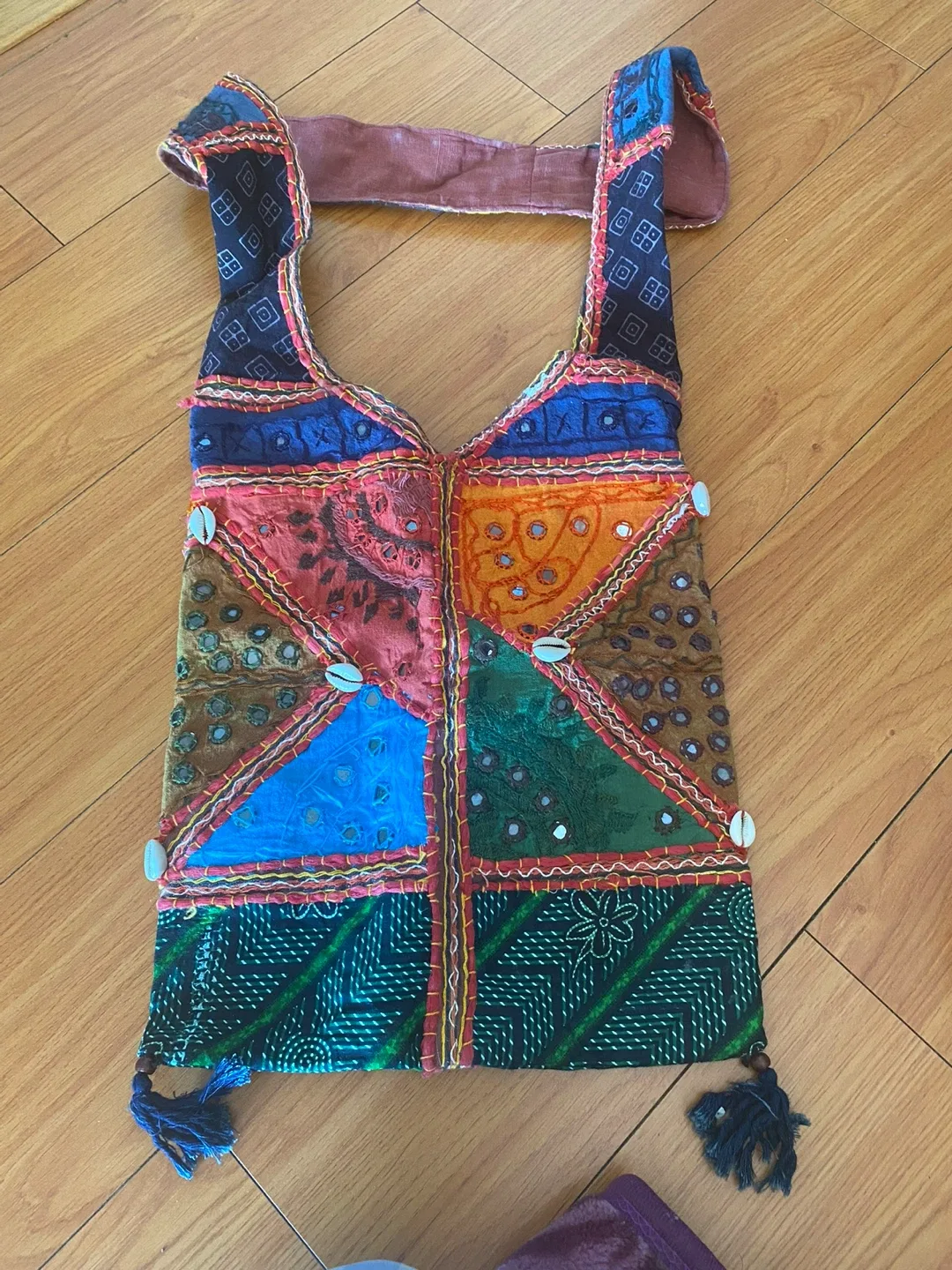 Handmade Patchwork Shoulder Bag image indicator(2)