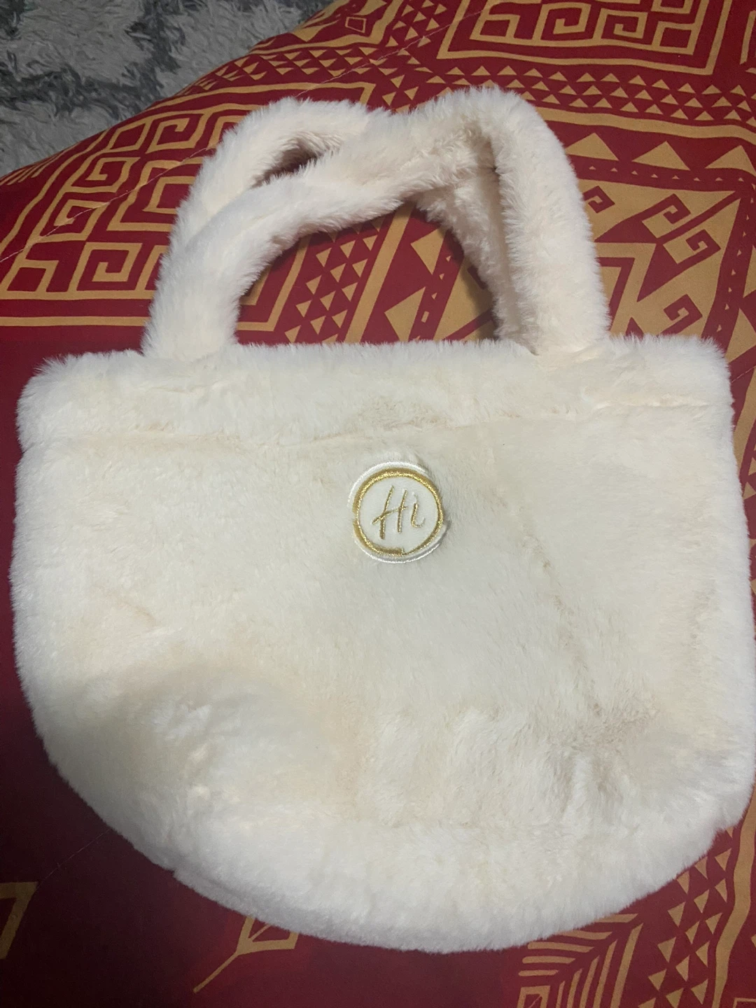 Fluffy White Tote Bag - photo 3