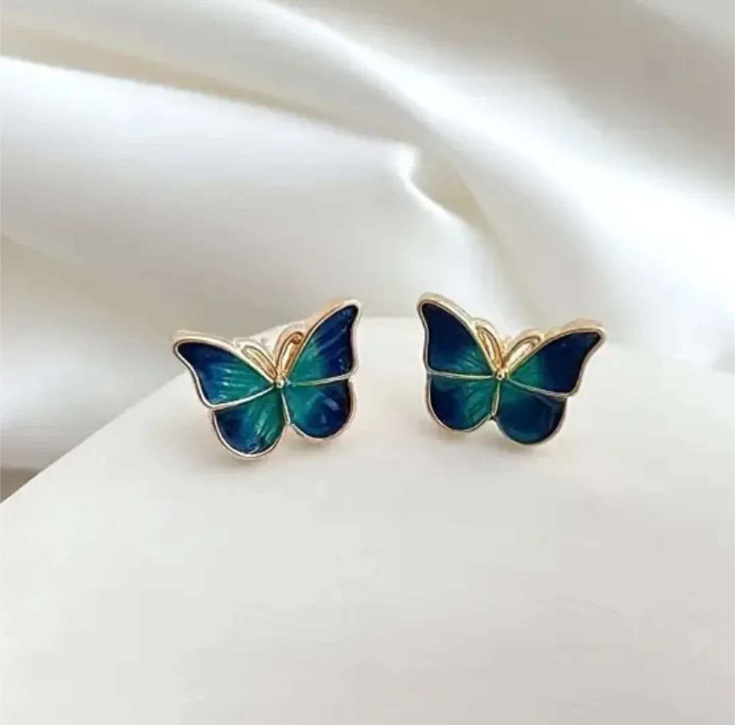 Assorted Fashion Earrings image indicator(2)