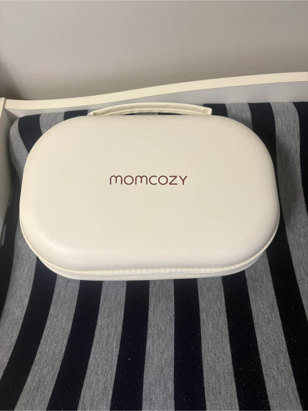 Momcozy Mobile Style Hands-Free Breast Pumps - photo 2