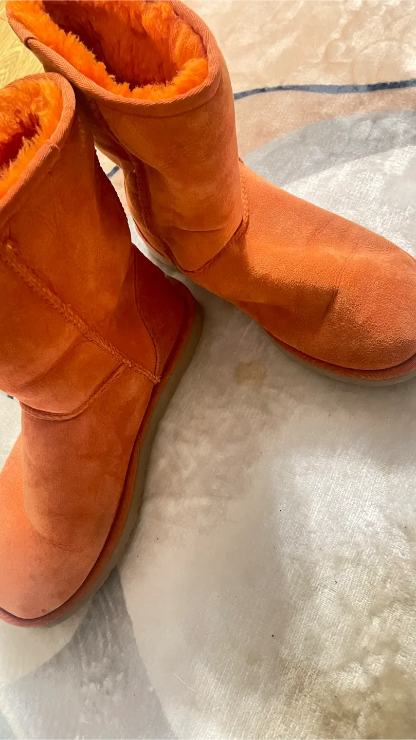 UGG Australia Orange Boots image indicator(3)