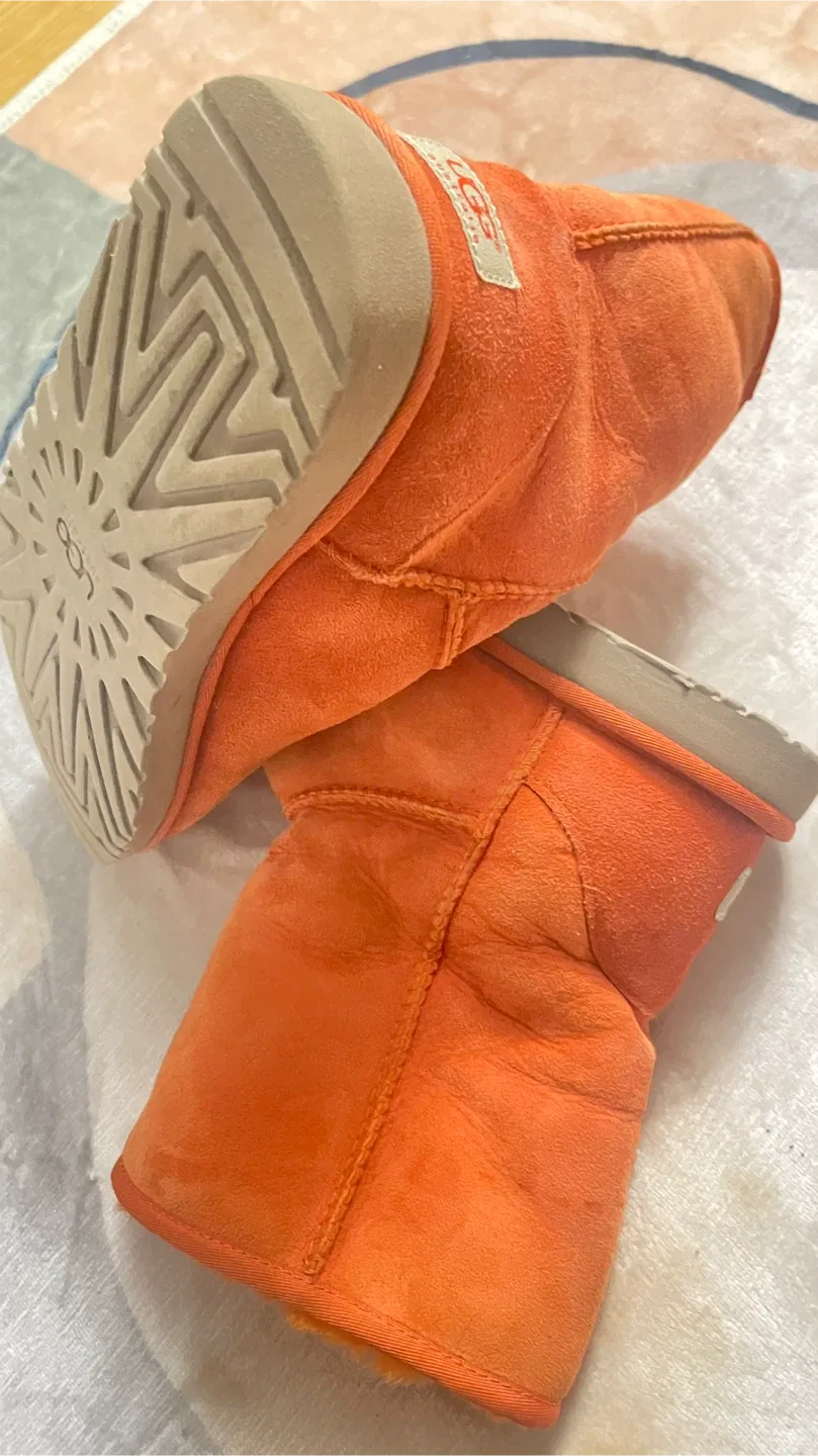 UGG Australia Orange Boots image indicator(4)
