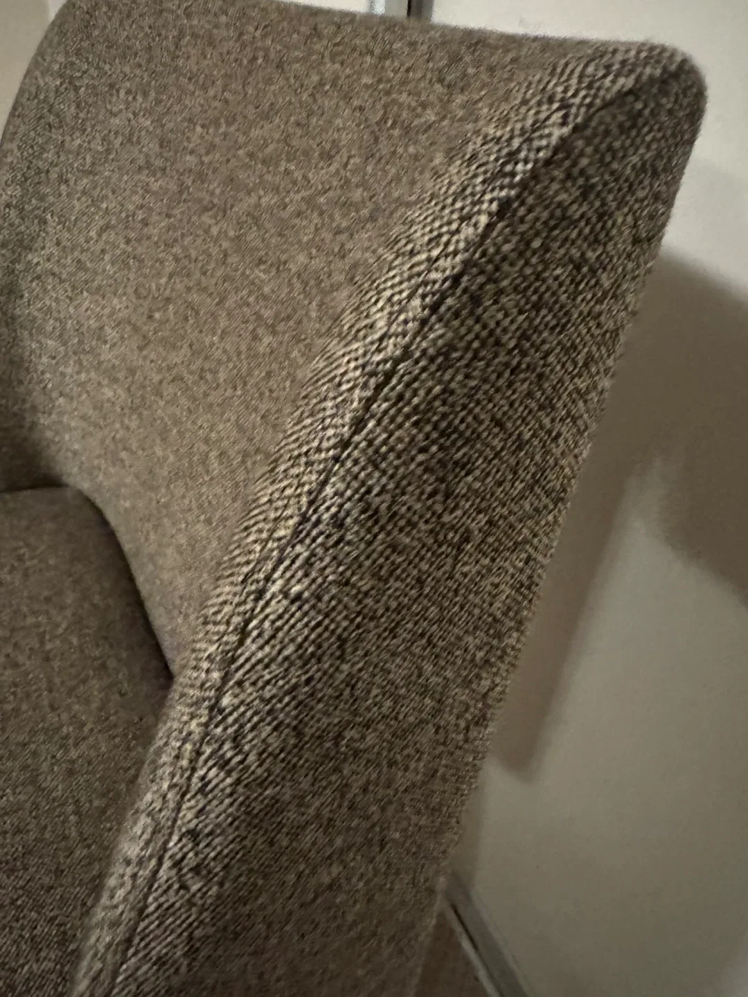 Dining Table with 6 Chairs image indicator(6)