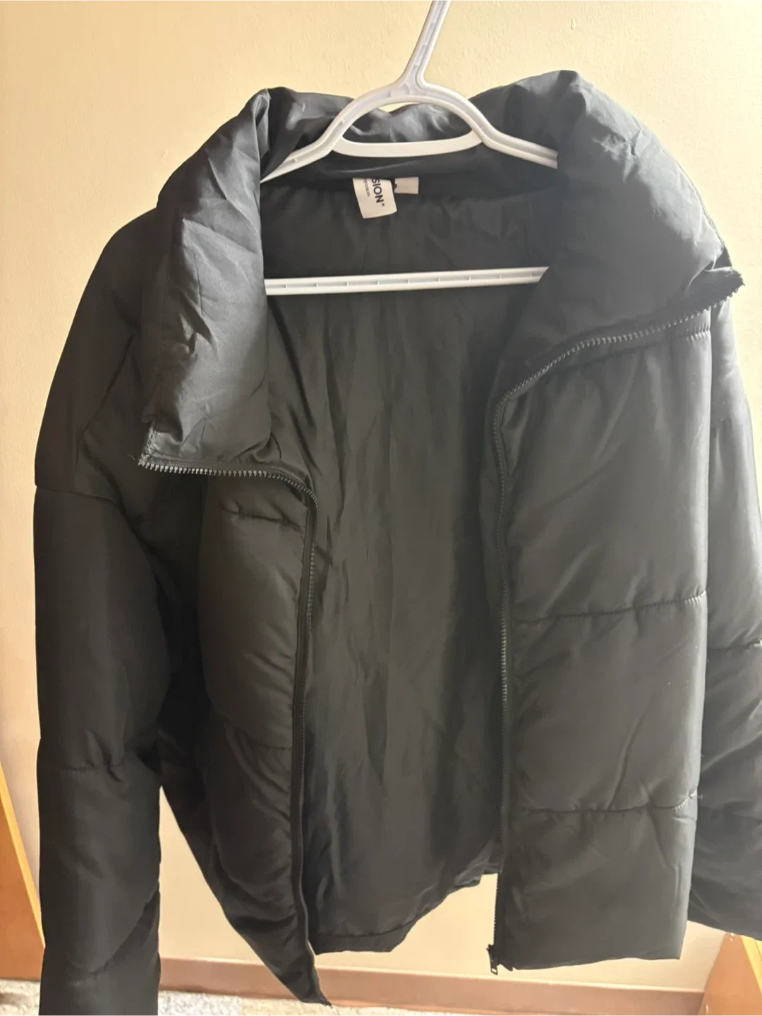Collusion Black Puffer Jacket image indicator(2)
