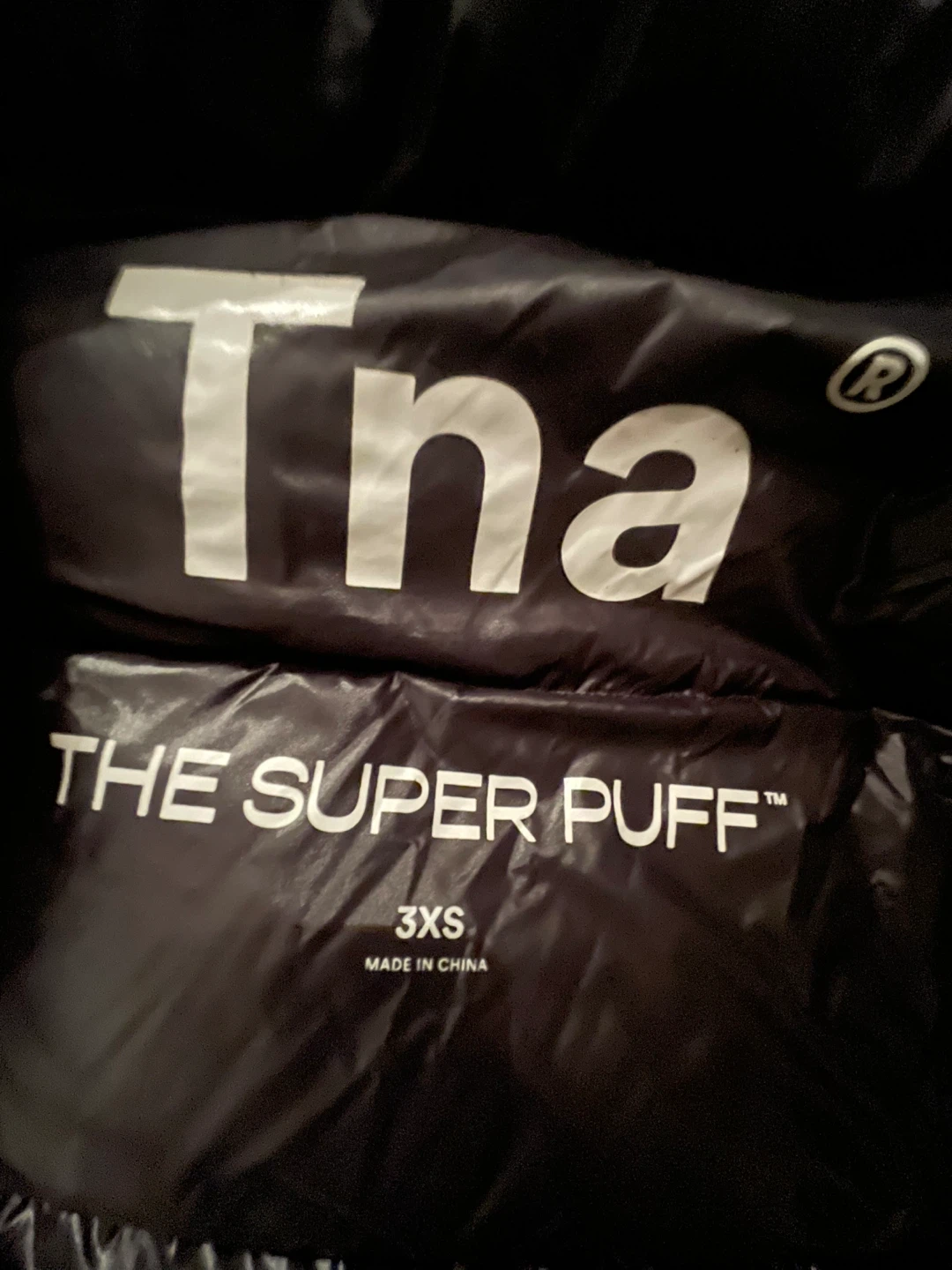 Glossy Black tna aritzia super puff - photo 4