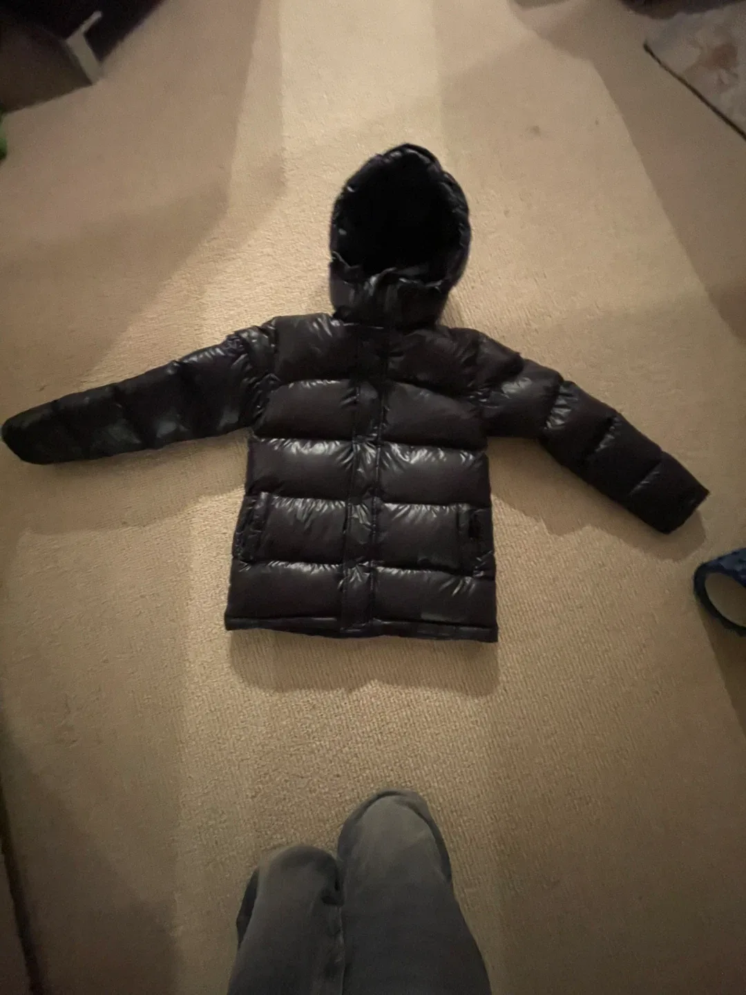 Glossy Black tna aritzia super puff image indicator(9)