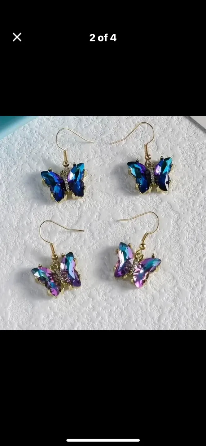 Flower Stud Earrings & Bee Dangle Earrings image indicator(8)