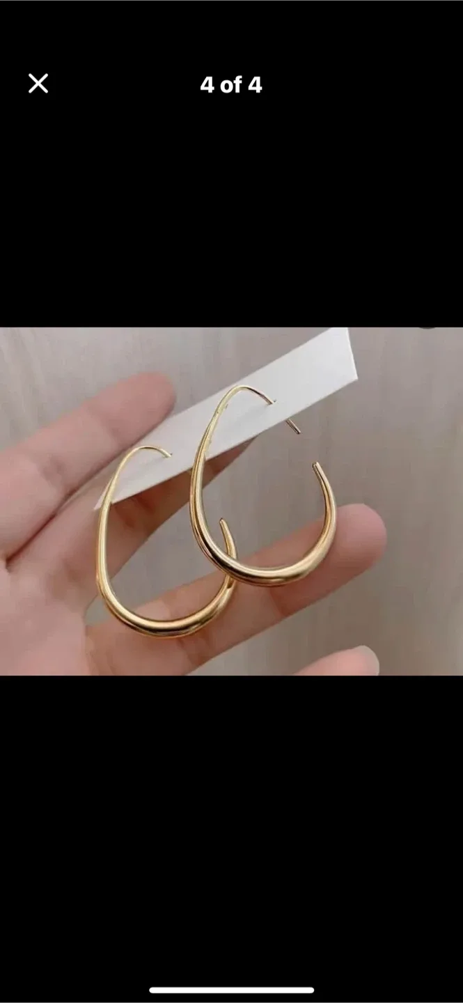 Gold Hoop Earrings - Assorted Styles image indicator(8)