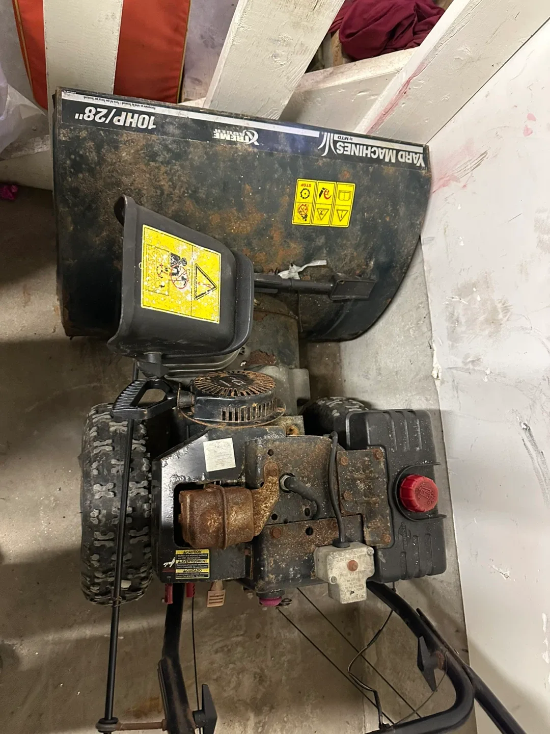 Yard Machines 10HP/28" Snowblower image indicator(4)