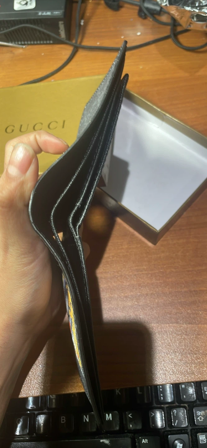 Gucci Men's Wallet with Tiger Print - Includes Box - photo 5