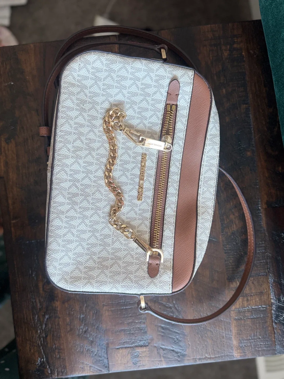 Michael Kors Crossbody Bag