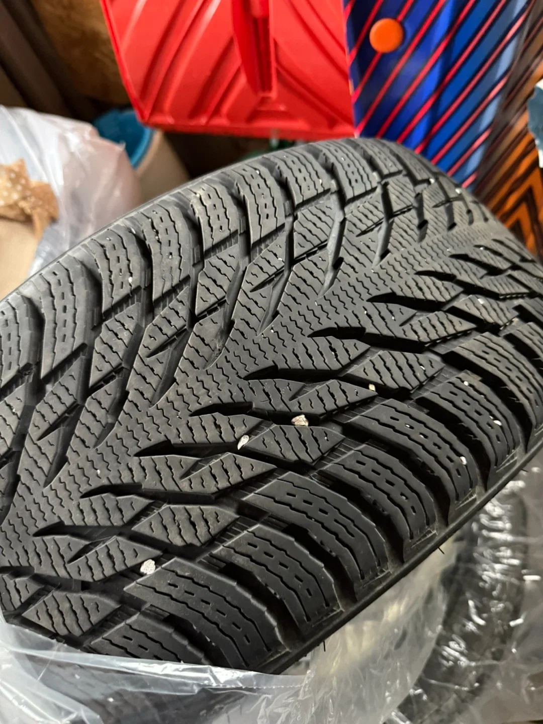 Winter Tires 235/40R18 image indicator(5)