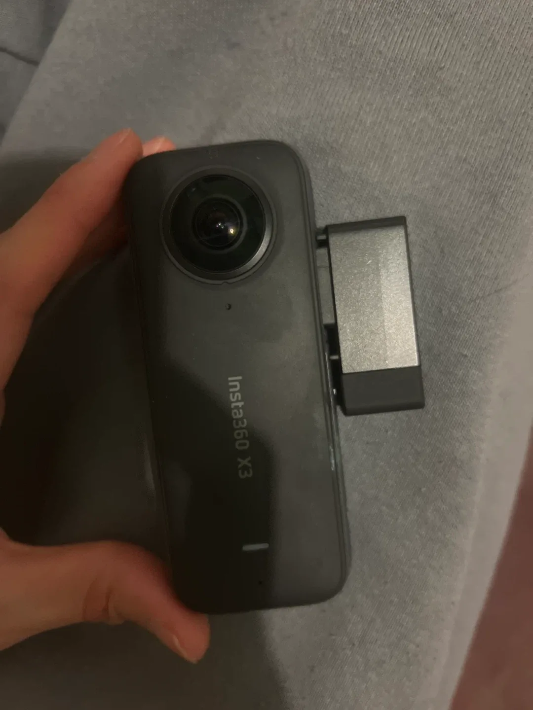 Insta360 X3 Action Camera image indicator(2)