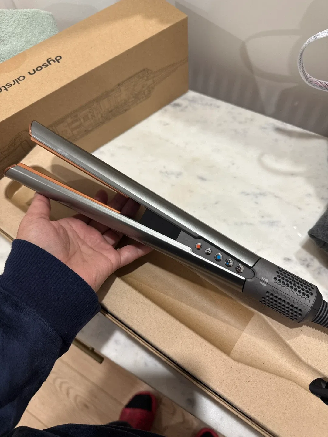 Dyson Air-strait image indicator(3)