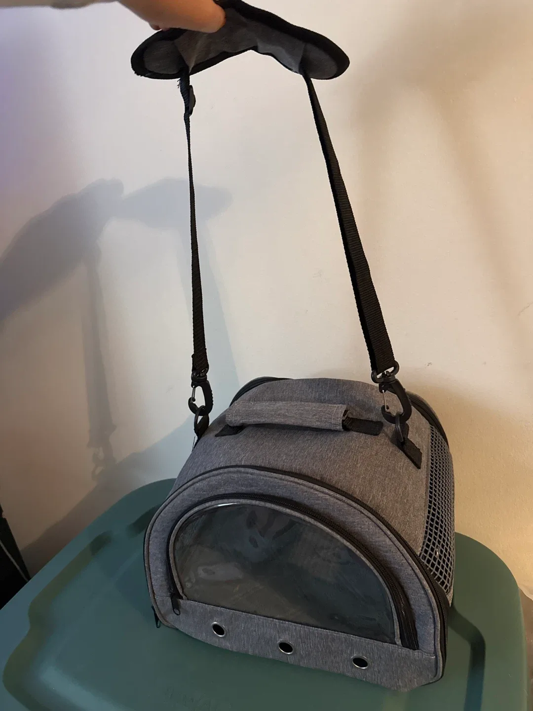 Grey Pet Carrier Bag image indicator(4)