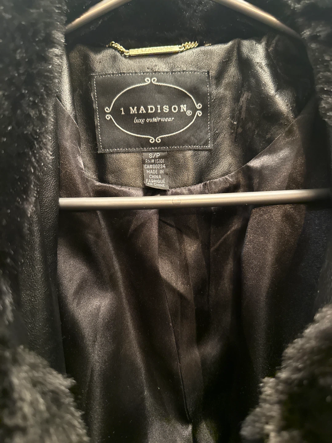 1 Madison Luxe Outerwear Black Faux Fur Coat S/P - photo 2