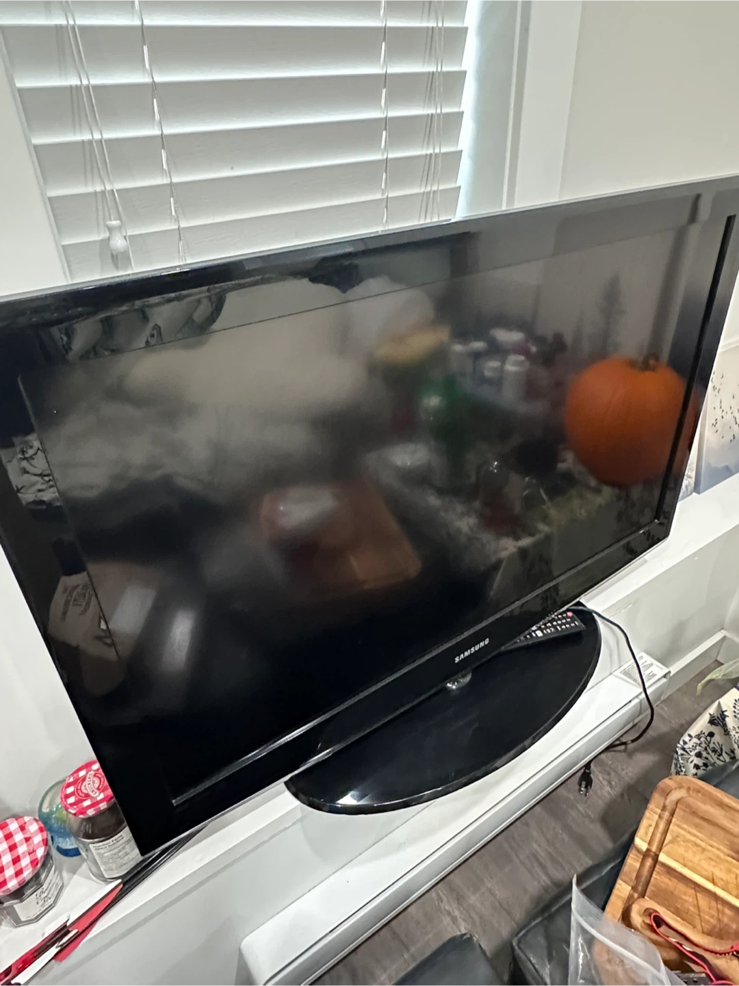 Samsung LN40A450C1D 40-inch LCD TV