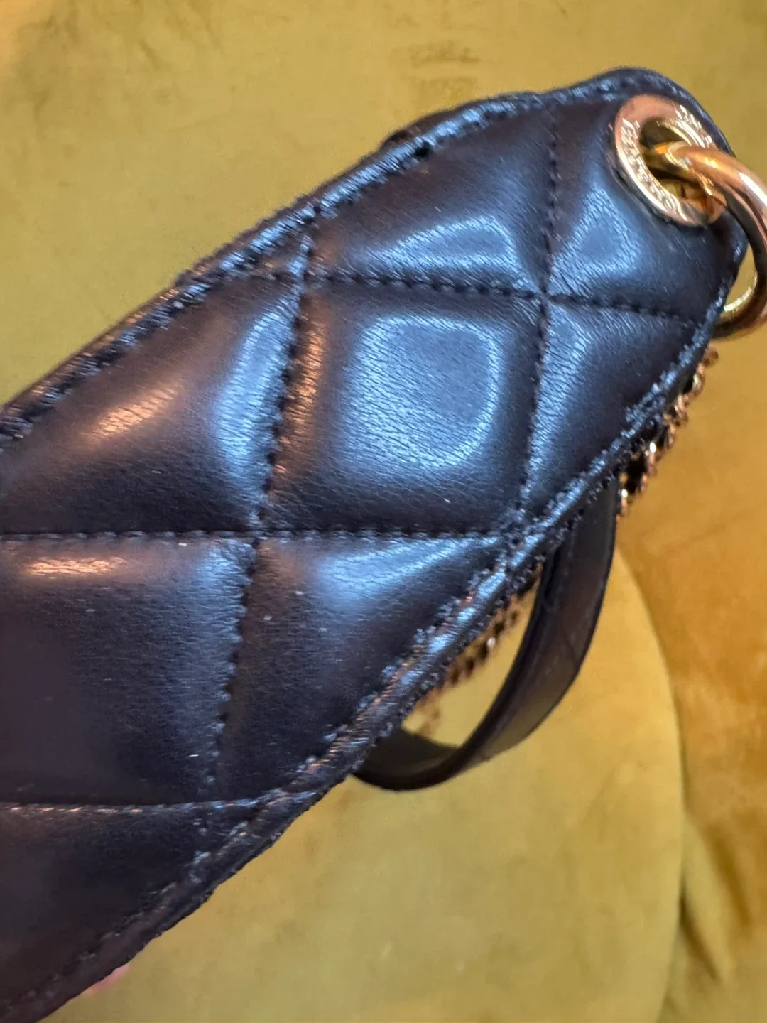 Chanel VIP beauty gift bag image indicator(6)