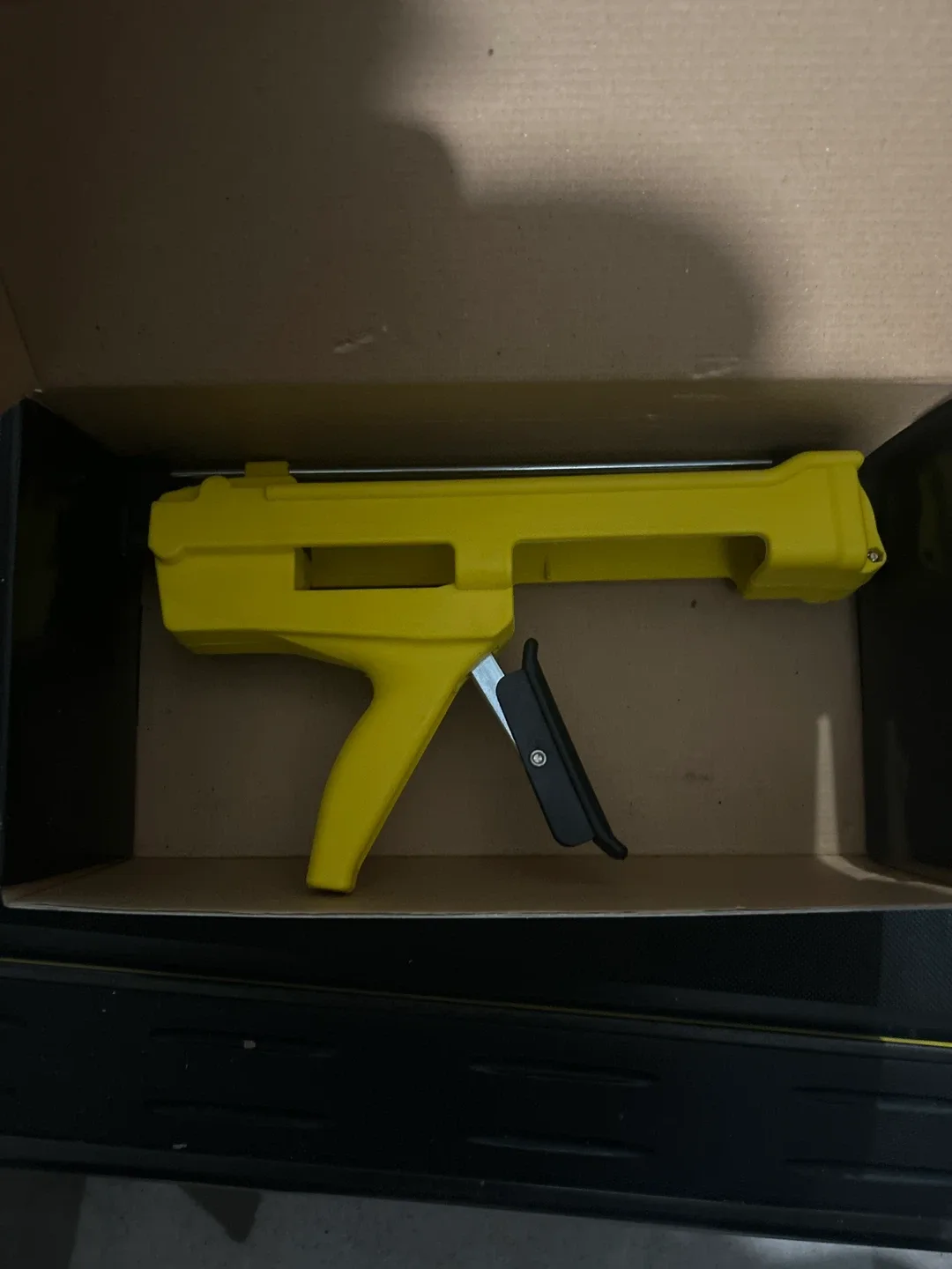 Simpson Acrylic-Tie Dispensing Tool image indicator(2)