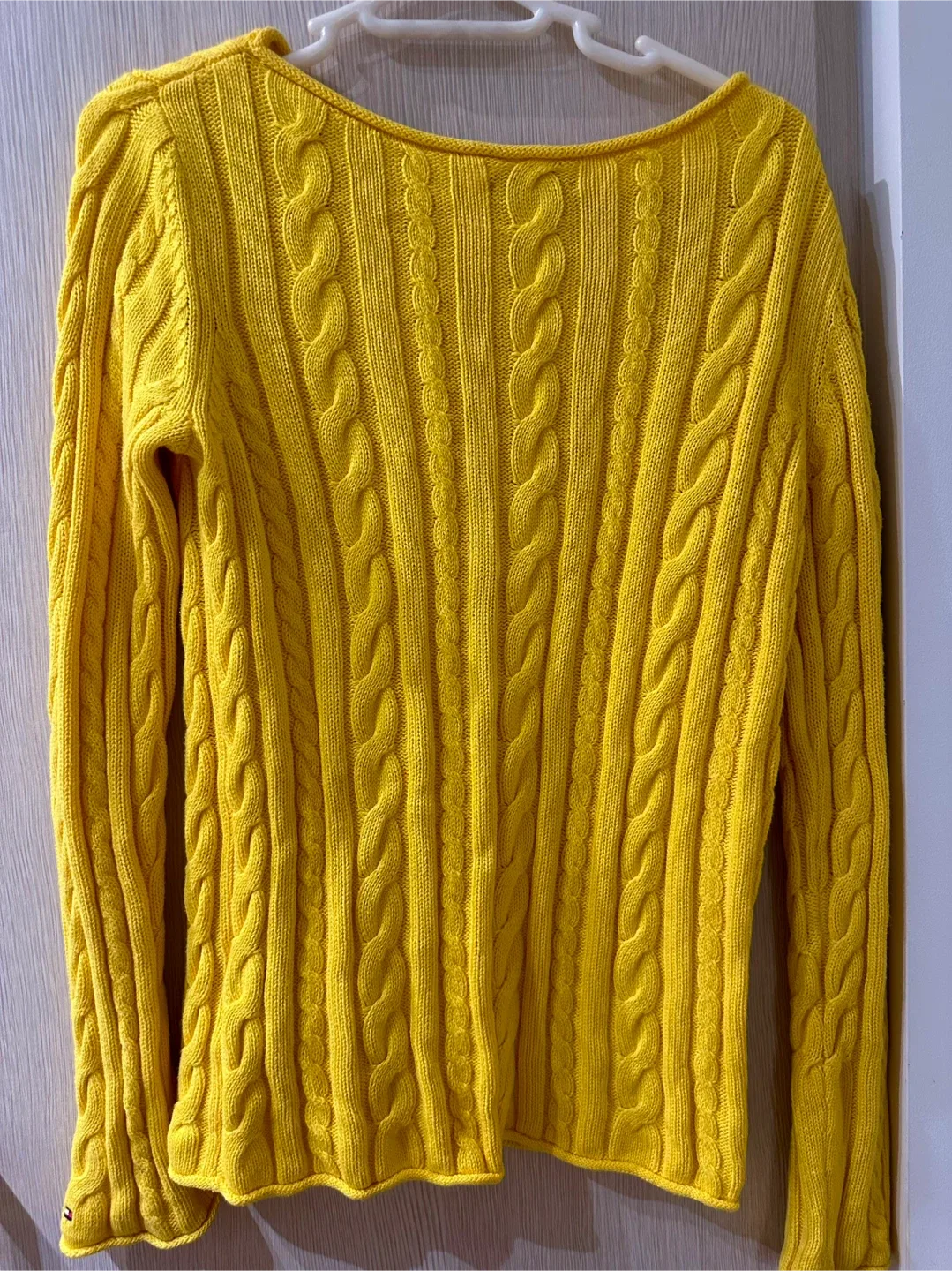 Cute Tommy Hilfiger Yellow Cable Knit Sweater - Size M image indicator(2)