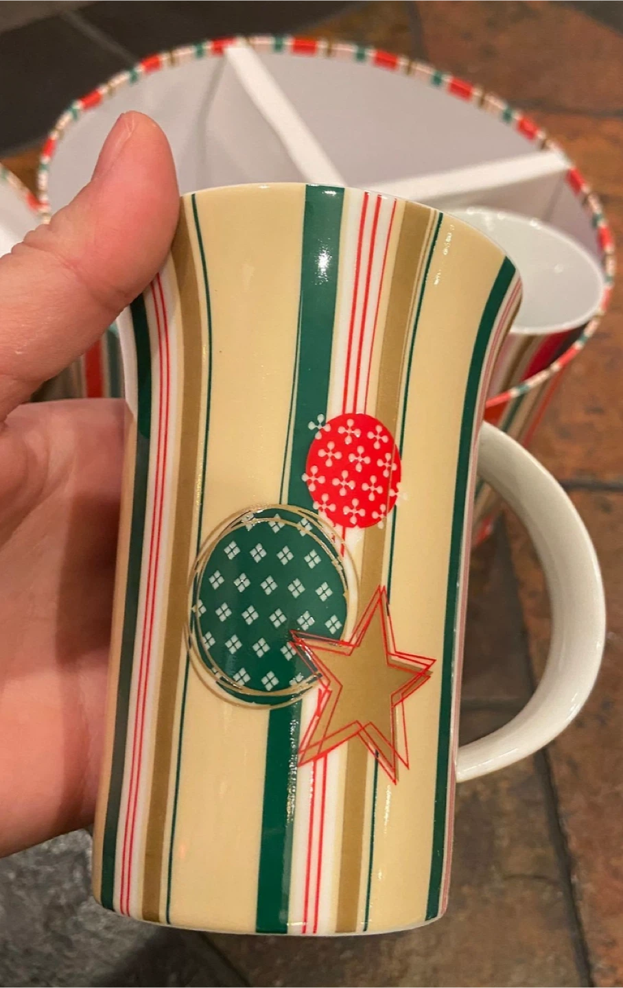 NEW CHRISTMAS Maxwell & Williams MUGS - Set of 4 - photo 2