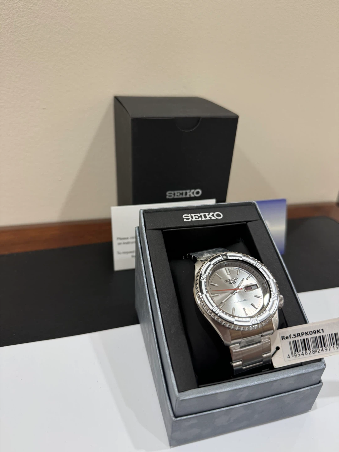 Seiko SRPK09K1 Watch - New! - photo 2