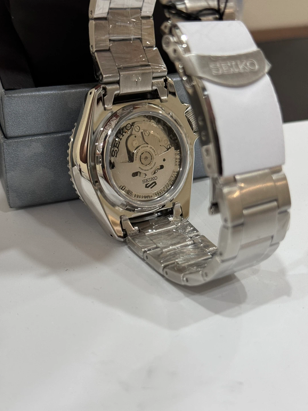 Seiko SRPK09K1 Watch - New! - photo 3