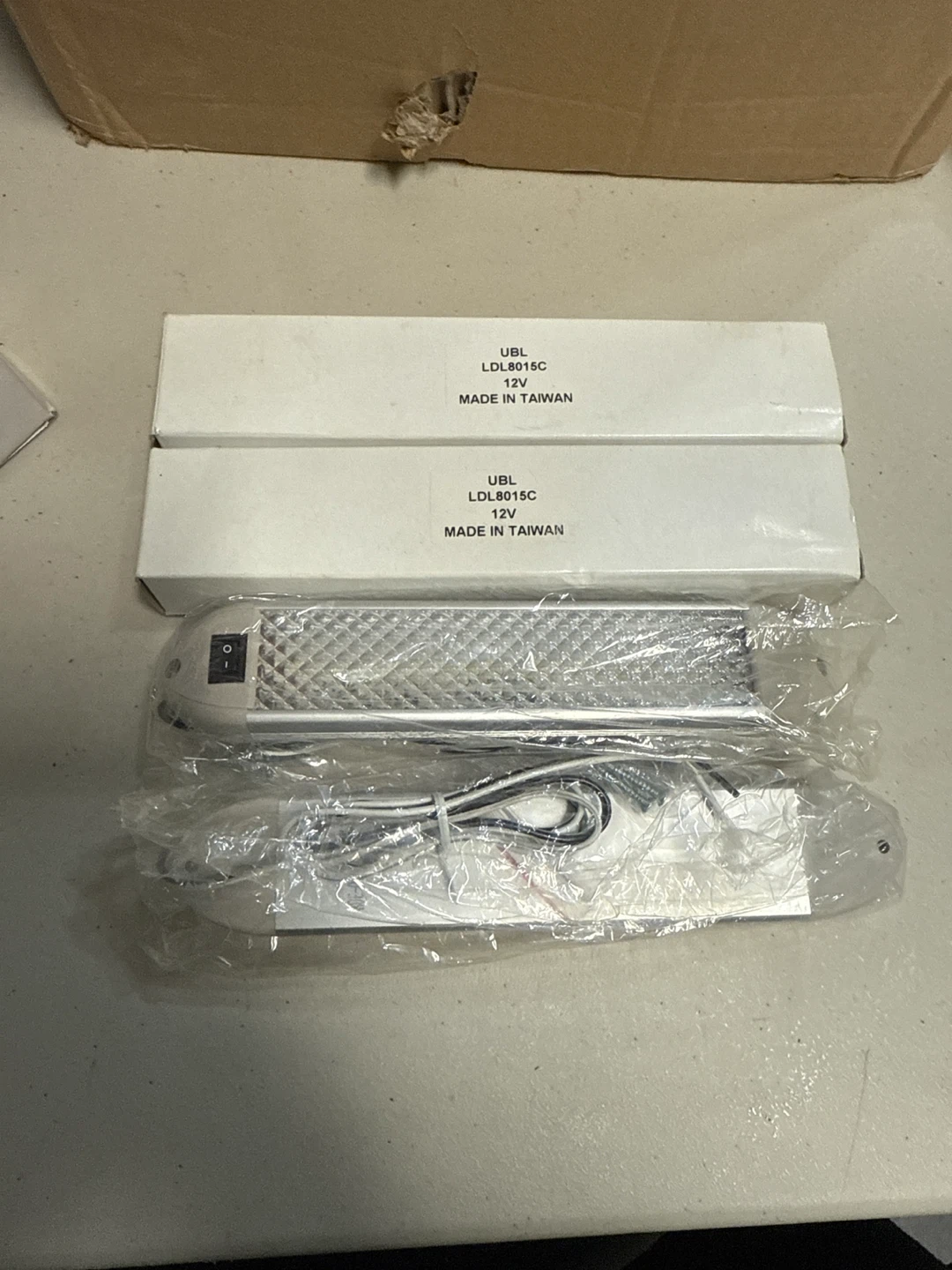 UBL LDL8015C 12V LED Light - New in Box! - photo 2
